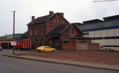 VAL ST LAMBERT  DIA 83-4670.jpg